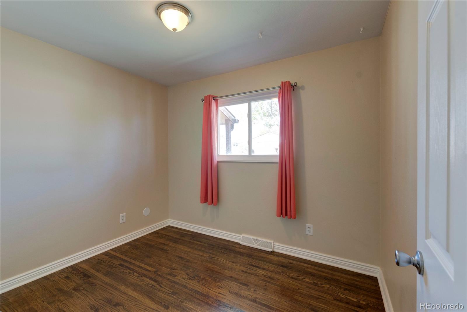 7981 Granada Road Denver, CO 80221 - Photo 14 of 27 Gallery Image 14