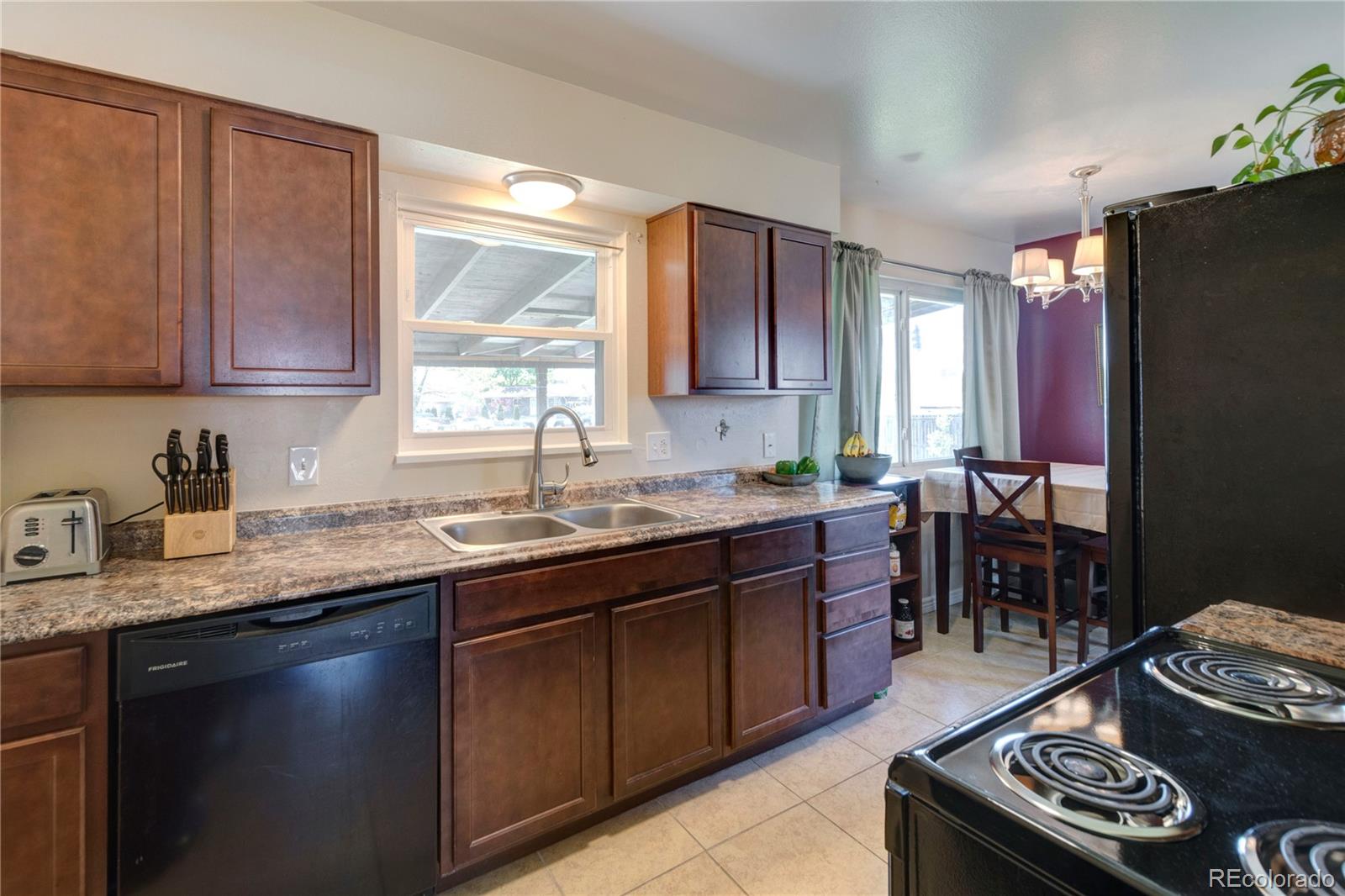 7981 Granada Road Denver, CO 80221 - Photo 9 of 27 Gallery Image 9