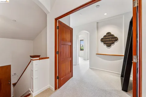 $1,899,000 | 13454 Campus Drive, Oakland, CA 94619