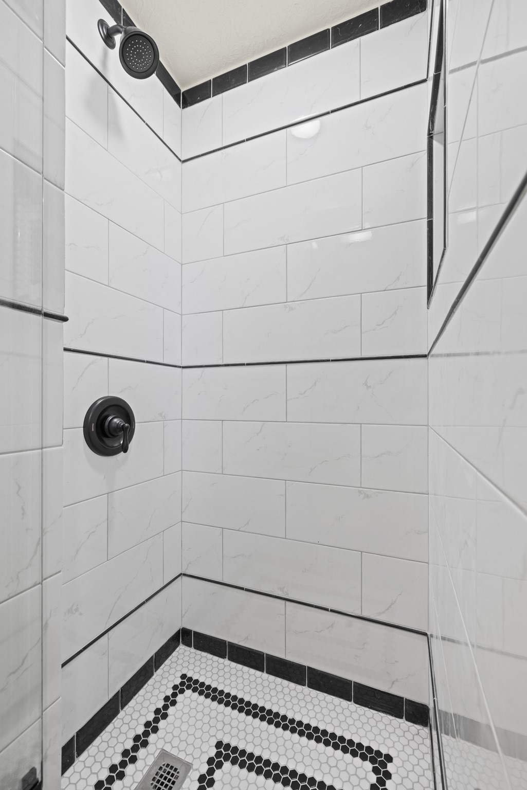 241 Highway 87 Comfort, TX 78013 - Photo 22 of 40 a bathroom with a shower