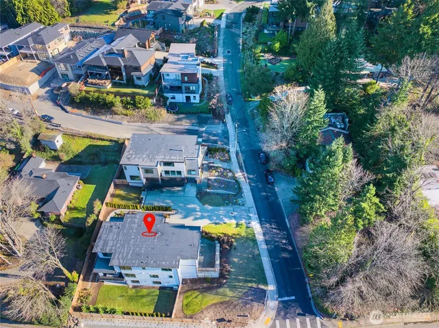 $3,495,980 | 10204 Northeast 43rd Street, Kirkland, WA 98033