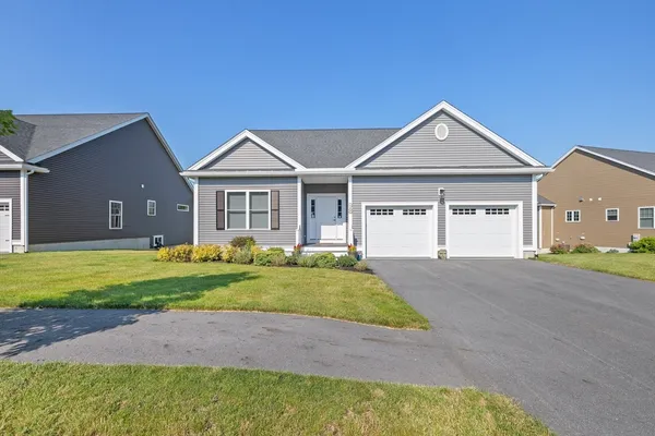 $5,000 | 98 Front Nine Drive, Unit 98, Haverhill, MA 01832