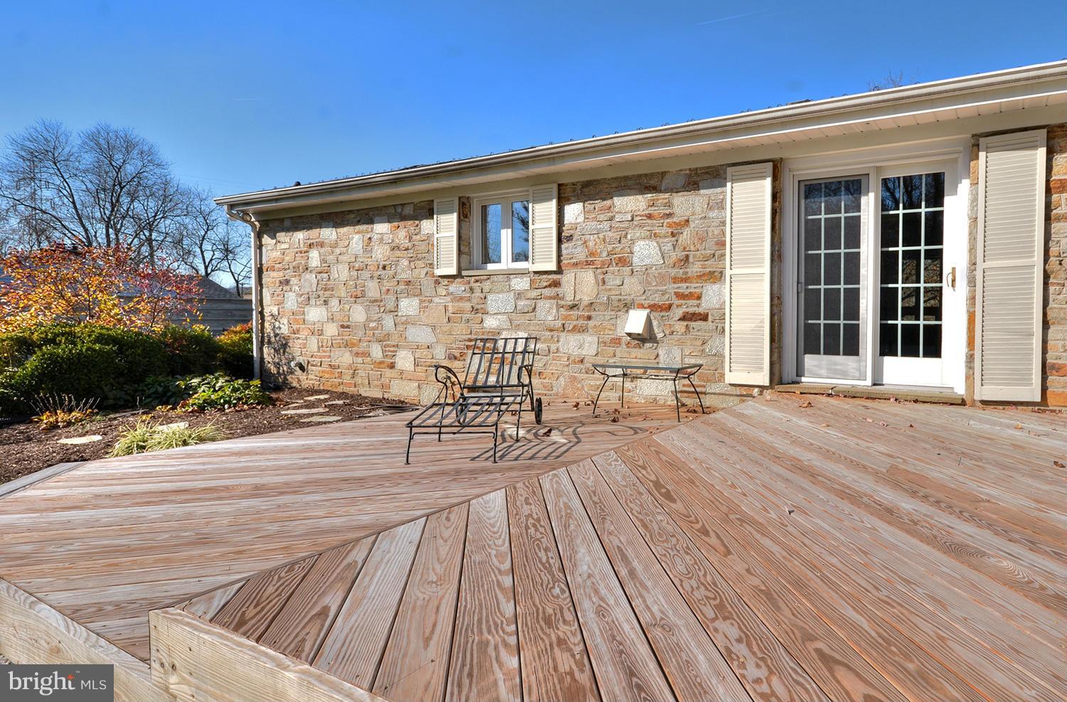 12563 Dulaney Valley Road Phoenix, MD 21131 - Photo 3 of 30 Multilevel Deck off Dining Room