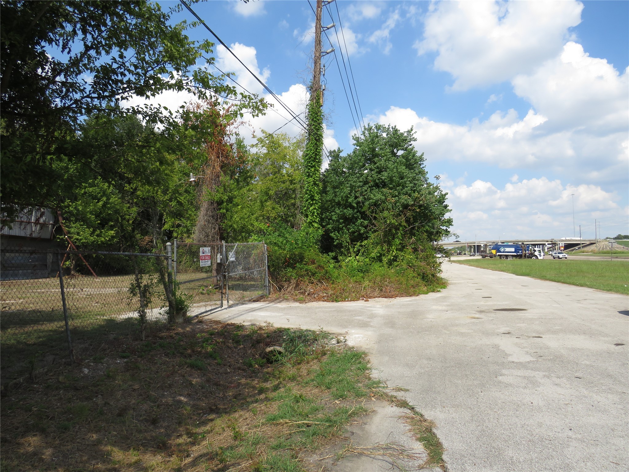 14554 Almeda Road Houston, TX 77053 - Photo 12 of 13 a view of outdoor space with seating area
