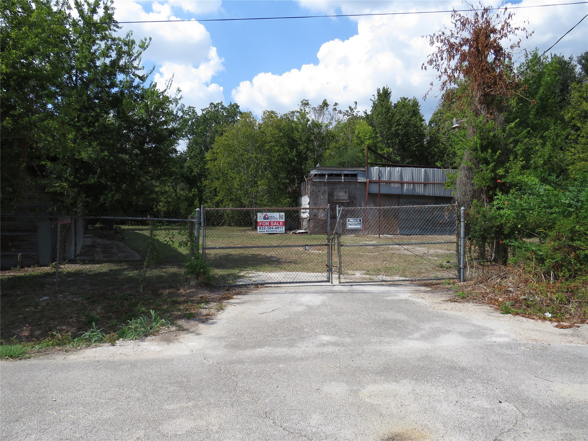14554 Almeda Road Houston, TX 77053 - Photo 10 of 13 a view of a park