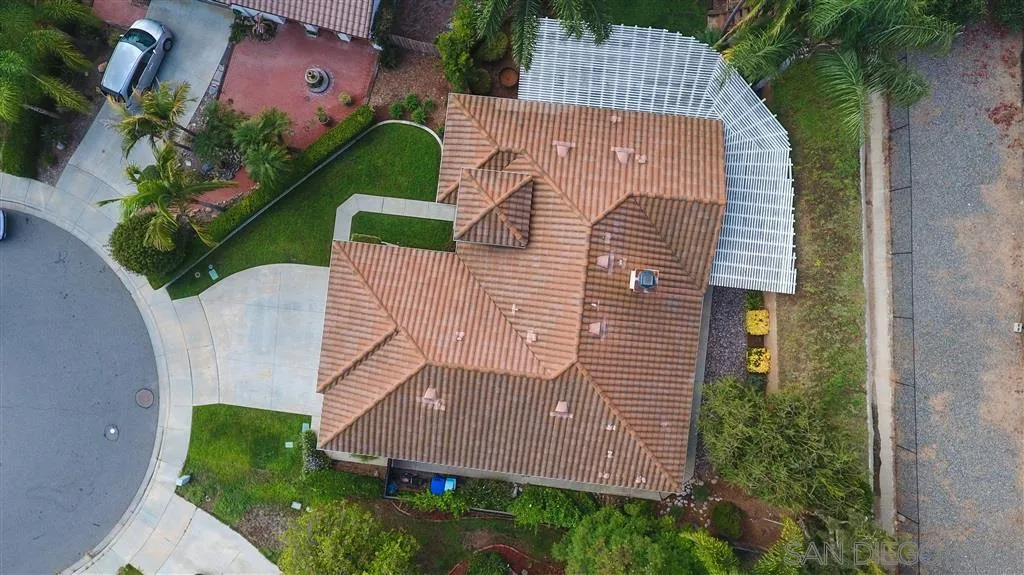 805 La Rue Avenue Fallbrook, CA 92028 - Photo 2 of 25 an aerial view of a house