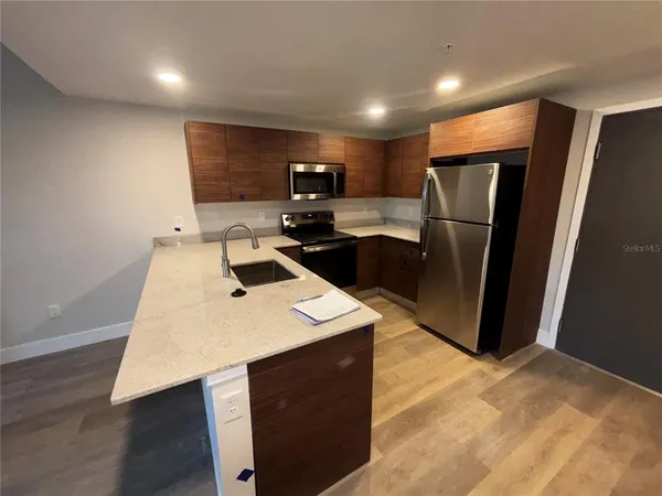 $1,900 | 4424 South Texas Avenue, Unit 205, Orlando, FL 32839