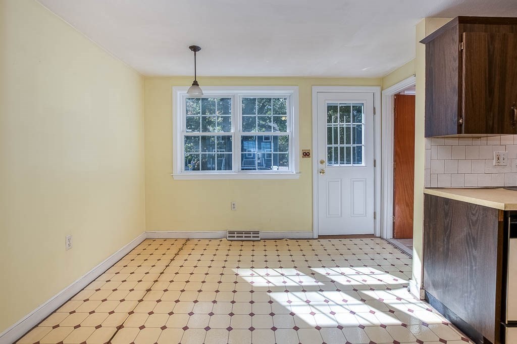 85 Lancaster Road, Unit 85 Dedham, MA 02026 - Photo 8 of 25 Gallery Image 8