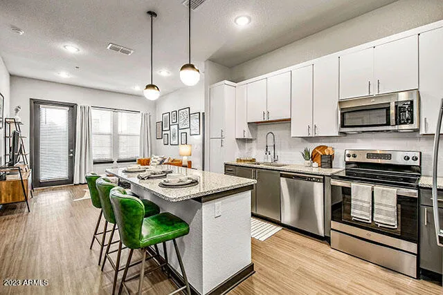 $1,669 | 26800 North 27th Avenue, Unit B1, Phoenix, AZ 85085