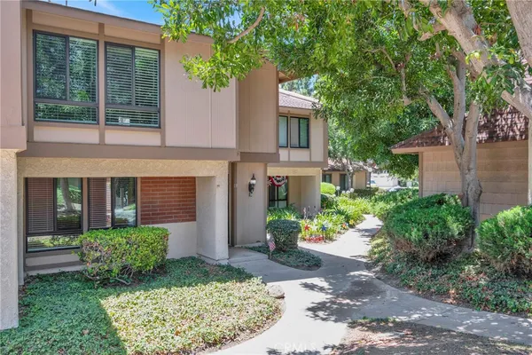 $799,888 | 2993 North Cottonwood Street, Unit 13, Orange, CA 92865