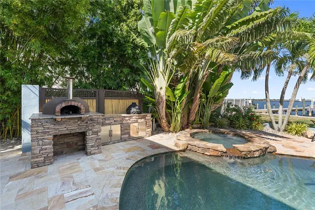 $2,900,000 | 1710 Point Pleasant Avenue West, Bradenton, FL 34205