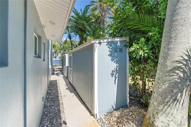 $2,900,000 | 1710 Point Pleasant Avenue West, Bradenton, FL 34205