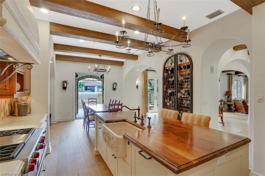 16649 Toscana Circle, Unit 806 Naples, FL 34110 - Photo 10 of 35