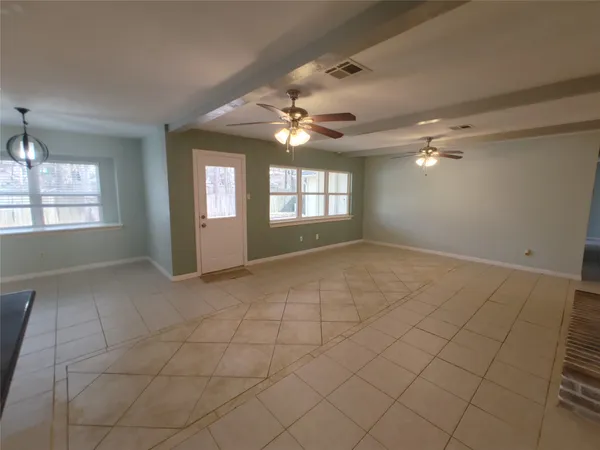 $1,875 | 633 Mosswood Drive, Conroe, TX 77302