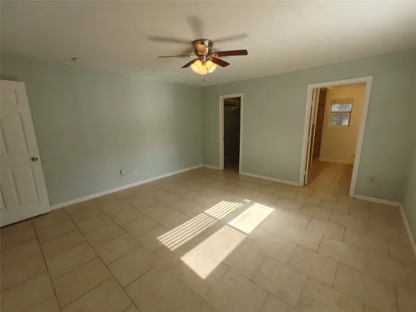$1,875 | 633 Mosswood Drive, Conroe, TX 77302