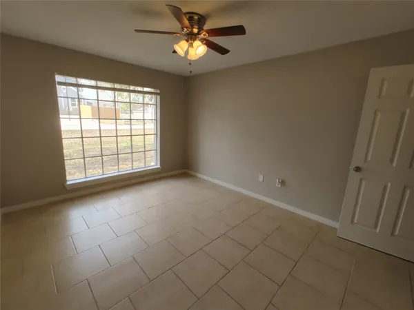 $1,875 | 633 Mosswood Drive, Conroe, TX 77302