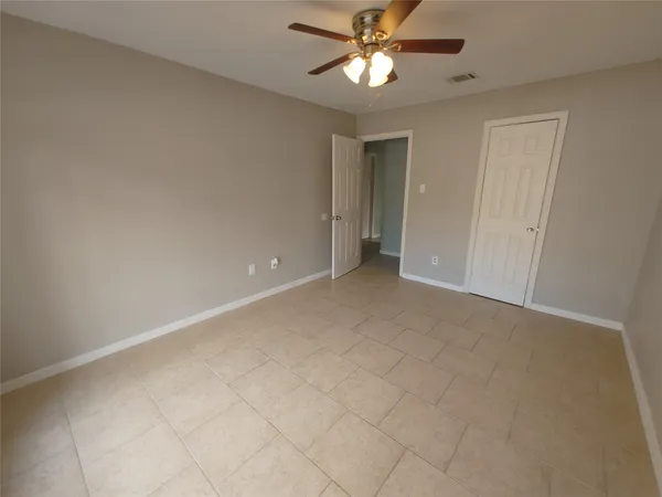 $1,875 | 633 Mosswood Drive, Conroe, TX 77302