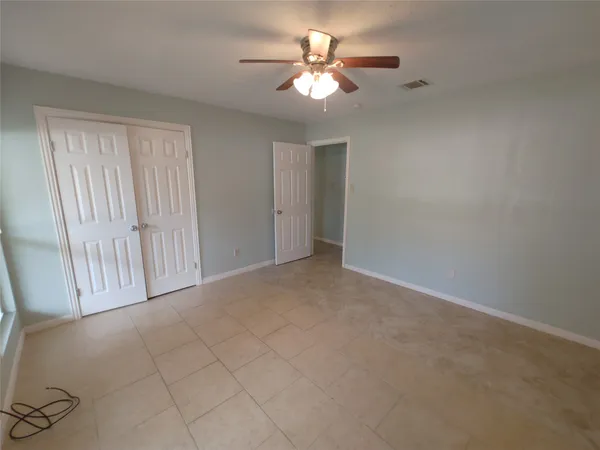 $1,875 | 633 Mosswood Drive, Conroe, TX 77302