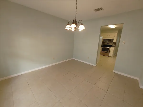 $1,875 | 633 Mosswood Drive, Conroe, TX 77302