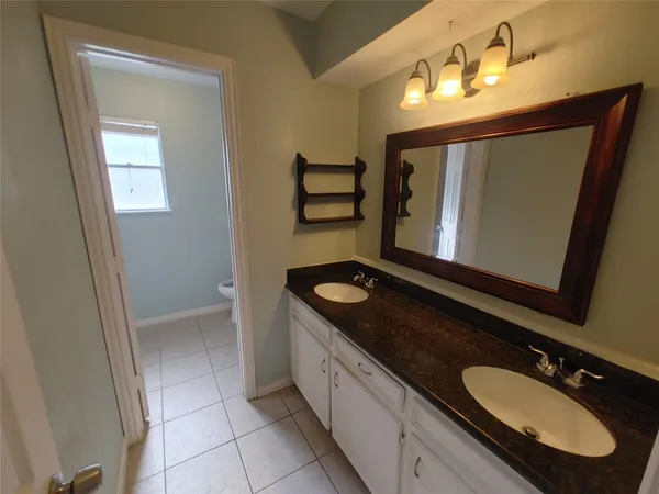 $1,875 | 633 Mosswood Drive, Conroe, TX 77302