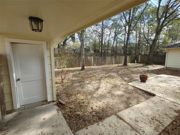 $1,875 | 633 Mosswood Drive, Conroe, TX 77302