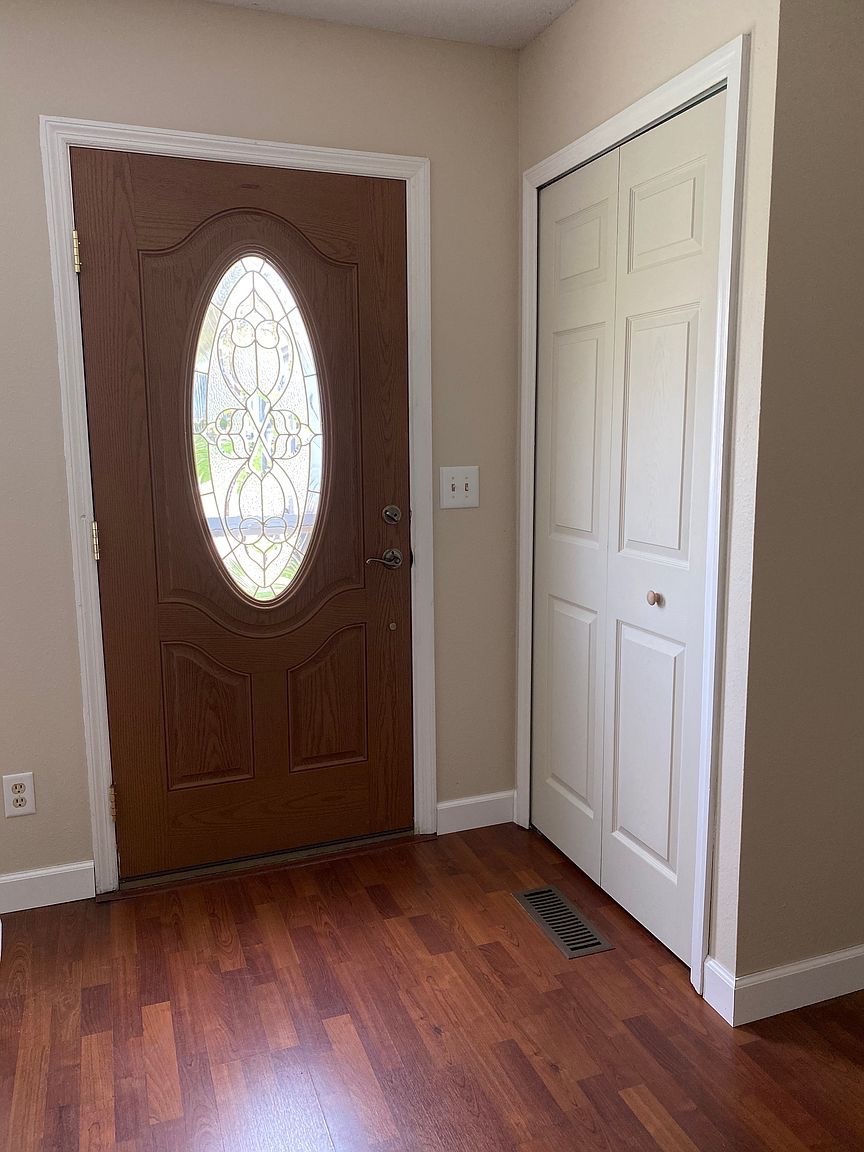 90 North Yorktown Road Macomb, IL 61455 - Photo 4 of 45 Gallery Image 4