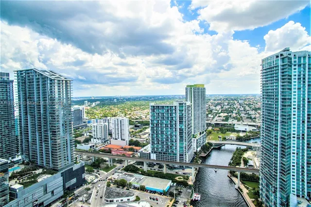 $1,300,000 | 495 Brickell Avenue, Unit 3603, Miami, FL 33131
