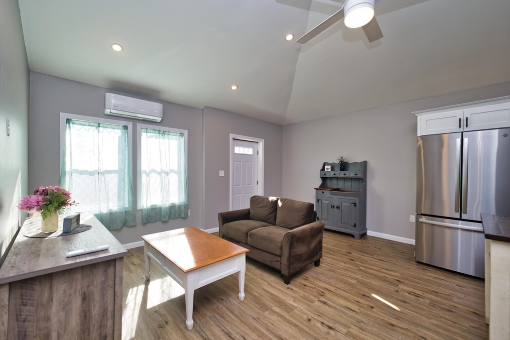 340 Vale Street Fall River, MA 02724 - Photo 13 of 26