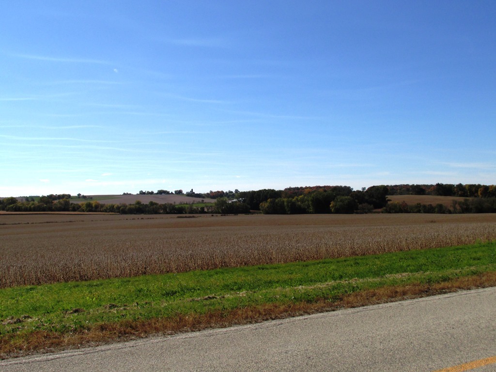 0 Rock Grove Road Durand, IL 61024 - Photo 3 of 13 a view of a lake from a yard