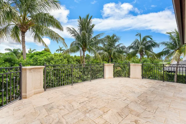 $7,375,000 | 1801 Thatch Palm Drive, Boca Raton, FL 33432