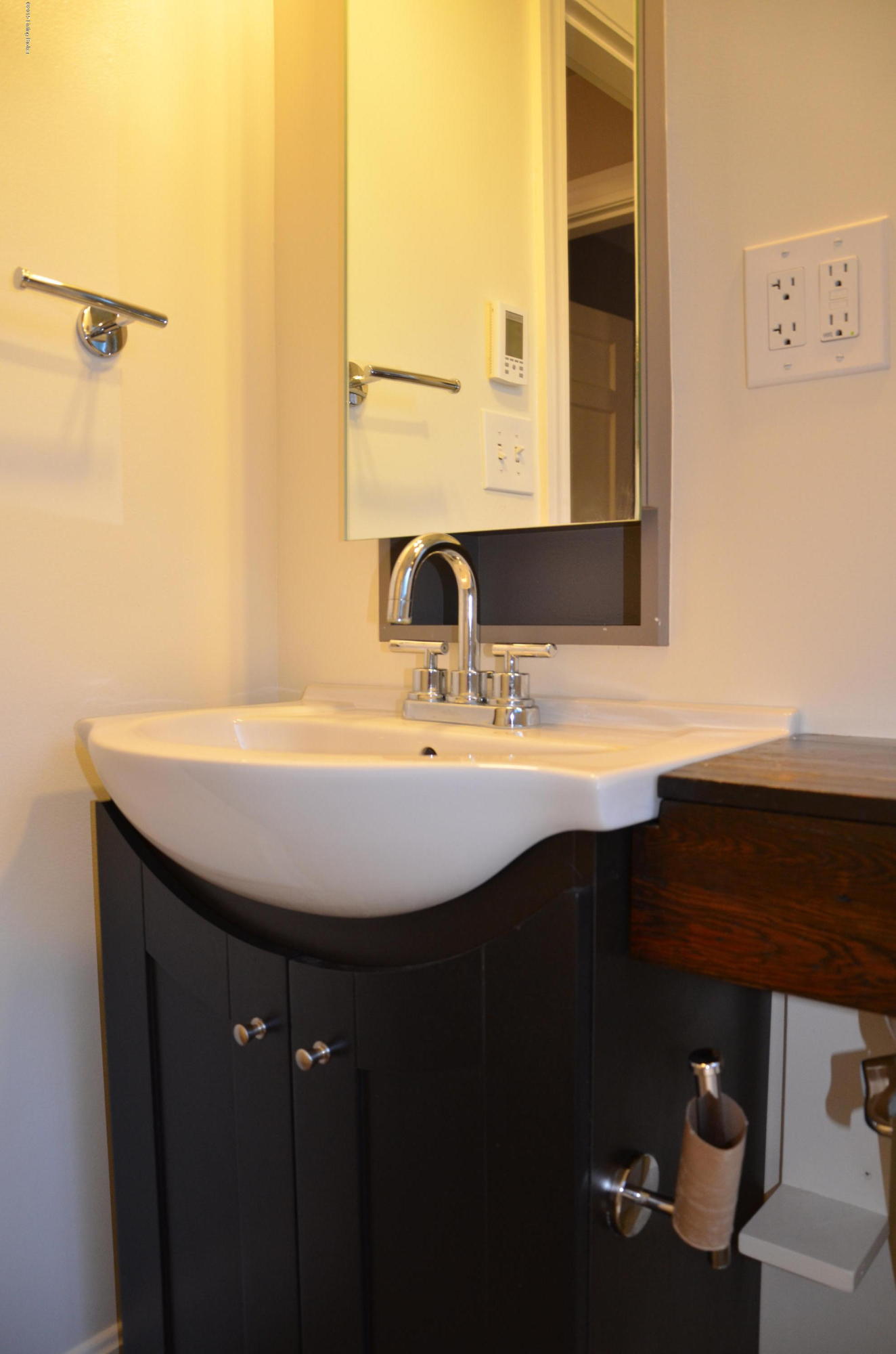 4205 Winchester Road Louisville, KY 40207 - Photo 10 of 25 DSC_0416