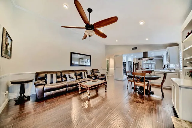 $635,000 | 925 Colonial Lane, Tracy, CA 95376