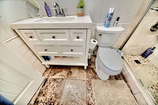 $635,000 | 925 Colonial Lane, Tracy, CA 95376