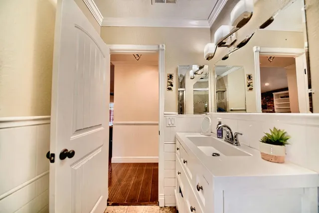 $635,000 | 925 Colonial Lane, Tracy, CA 95376