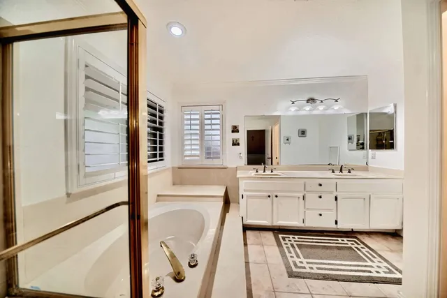 $635,000 | 925 Colonial Lane, Tracy, CA 95376