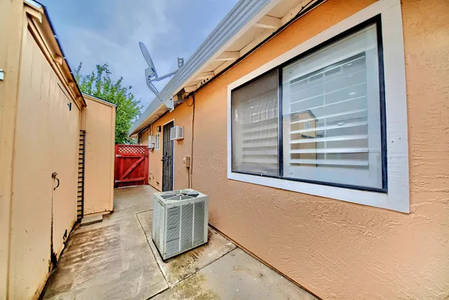 $635,000 | 925 Colonial Lane, Tracy, CA 95376