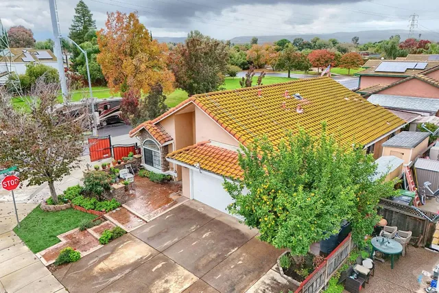 $635,000 | 925 Colonial Lane, Tracy, CA 95376