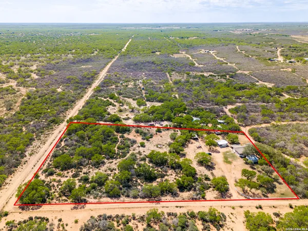 $325,000 | 313 Private Road 6430, Hondo, TX 78861