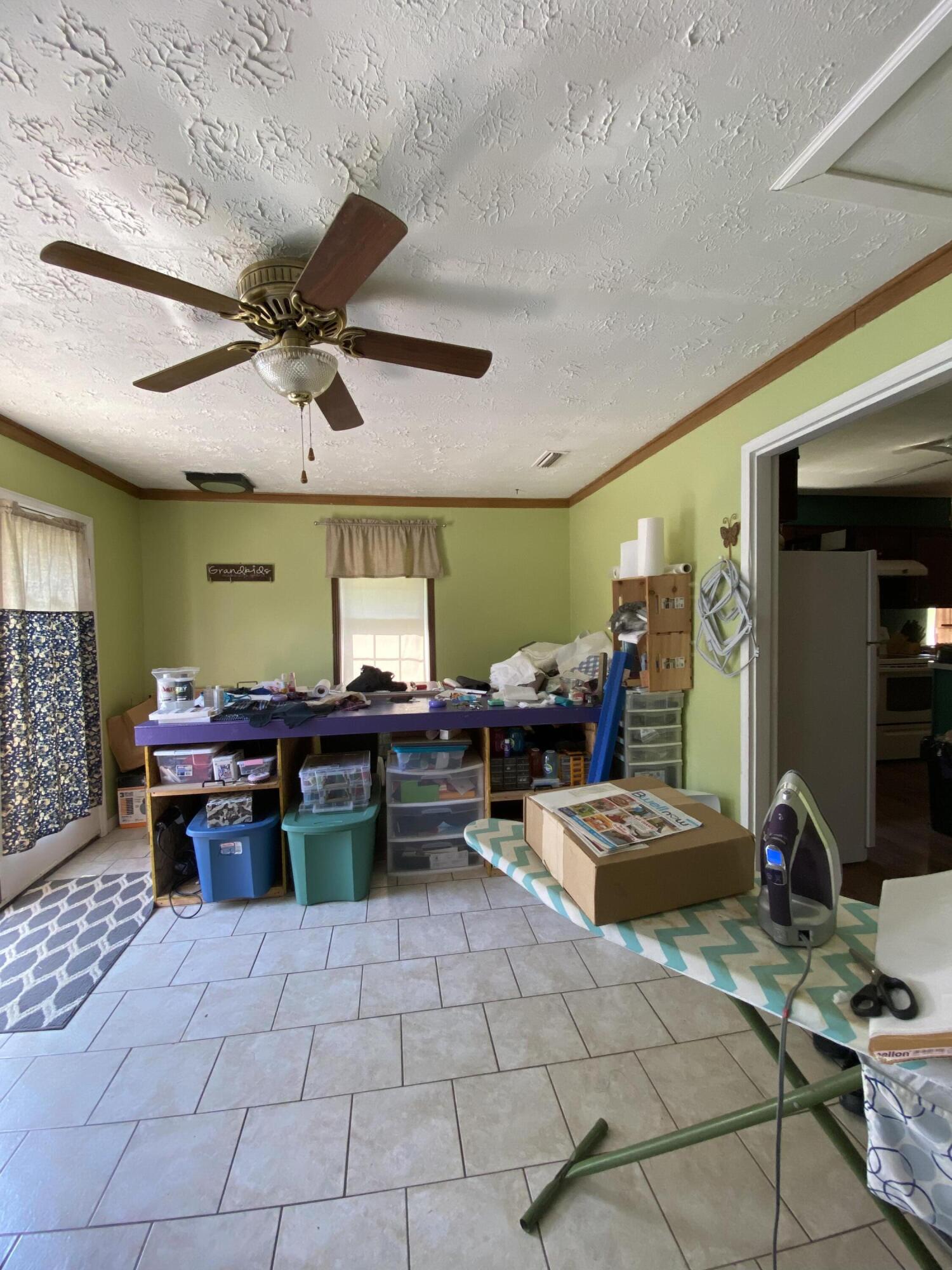 146 Lee Heights Road Rose Hill, VA 24281 - Photo 8 of 13 163568A2-20EA-49CA-B8DA-50BD784A6E56