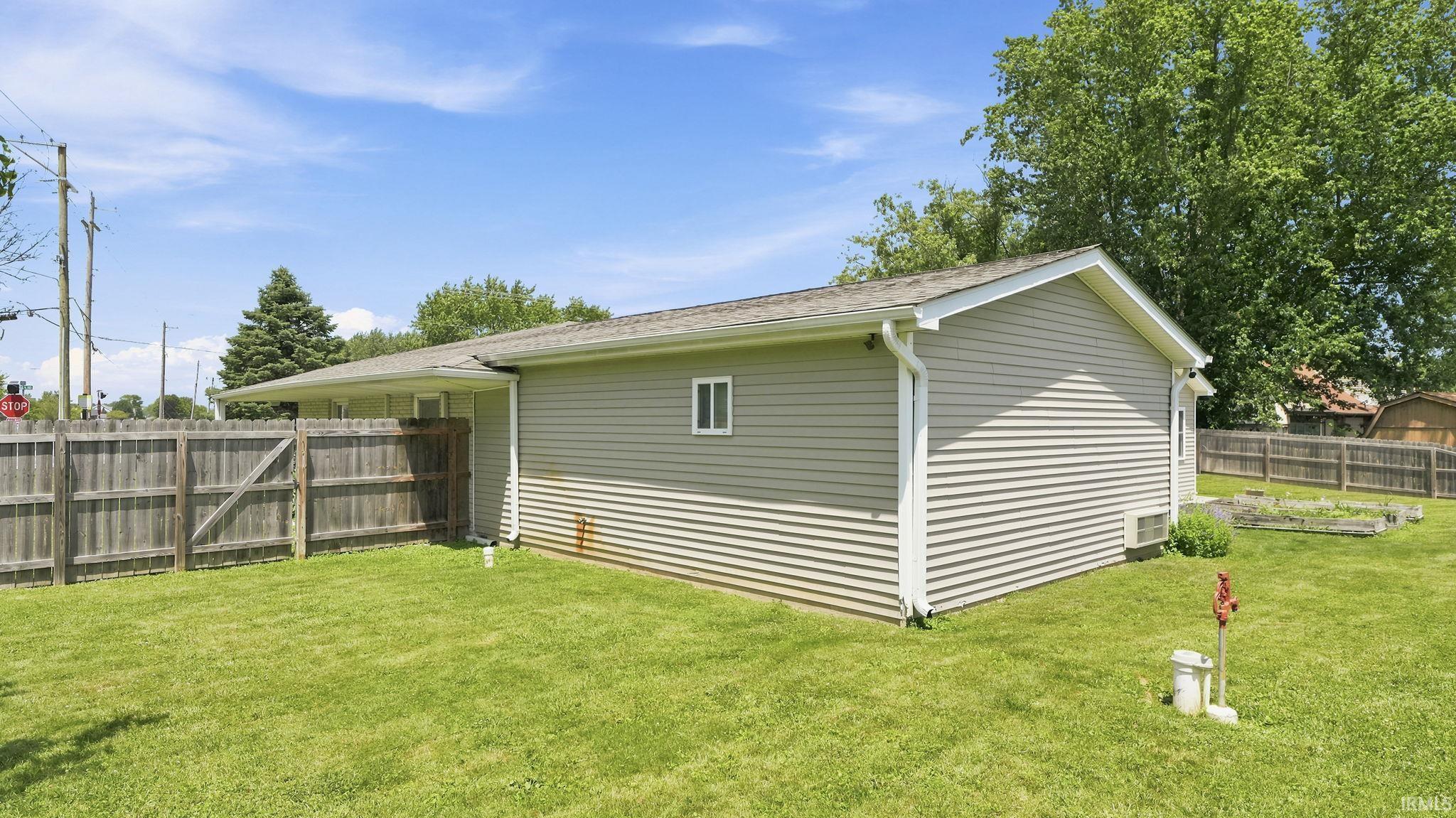 10012 Hosler Road Leo, IN 46765 - Photo 28 of 43