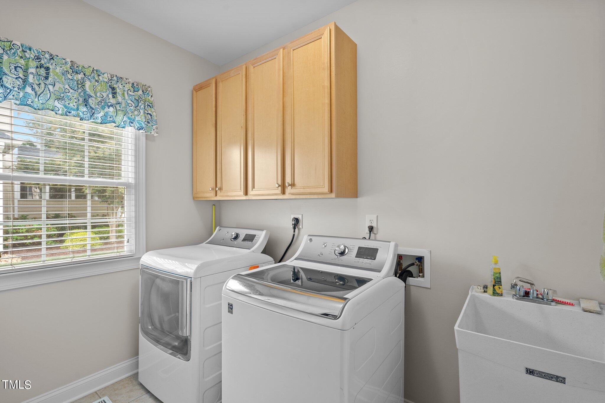 9632 Club Valley Way Raleigh, NC 27617 - Photo 38 of 63 34-web-or-mls-_NFP7338