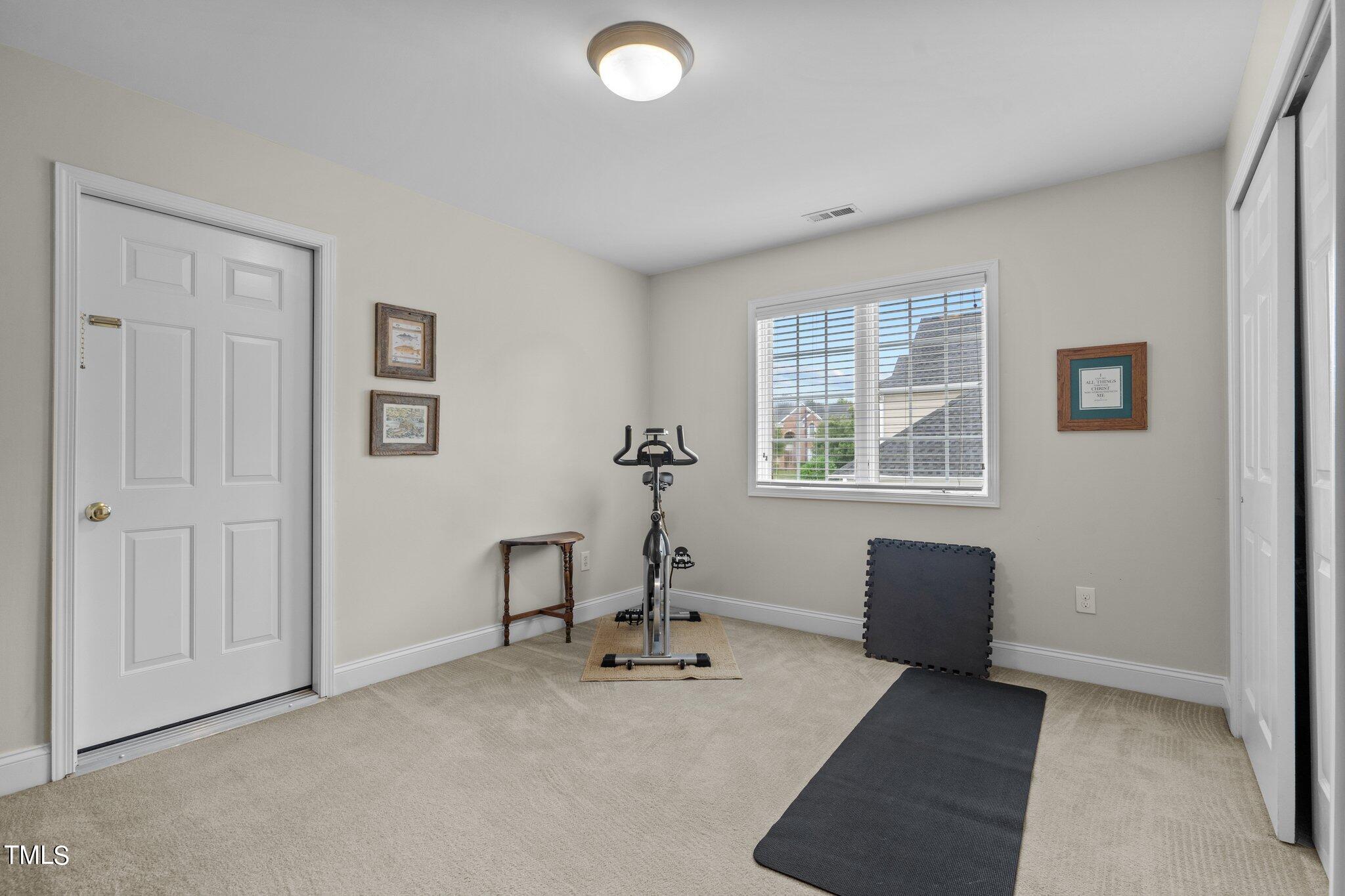 9632 Club Valley Way Raleigh, NC 27617 - Photo 41 of 63 37-web-or-mls-_NFP7347
