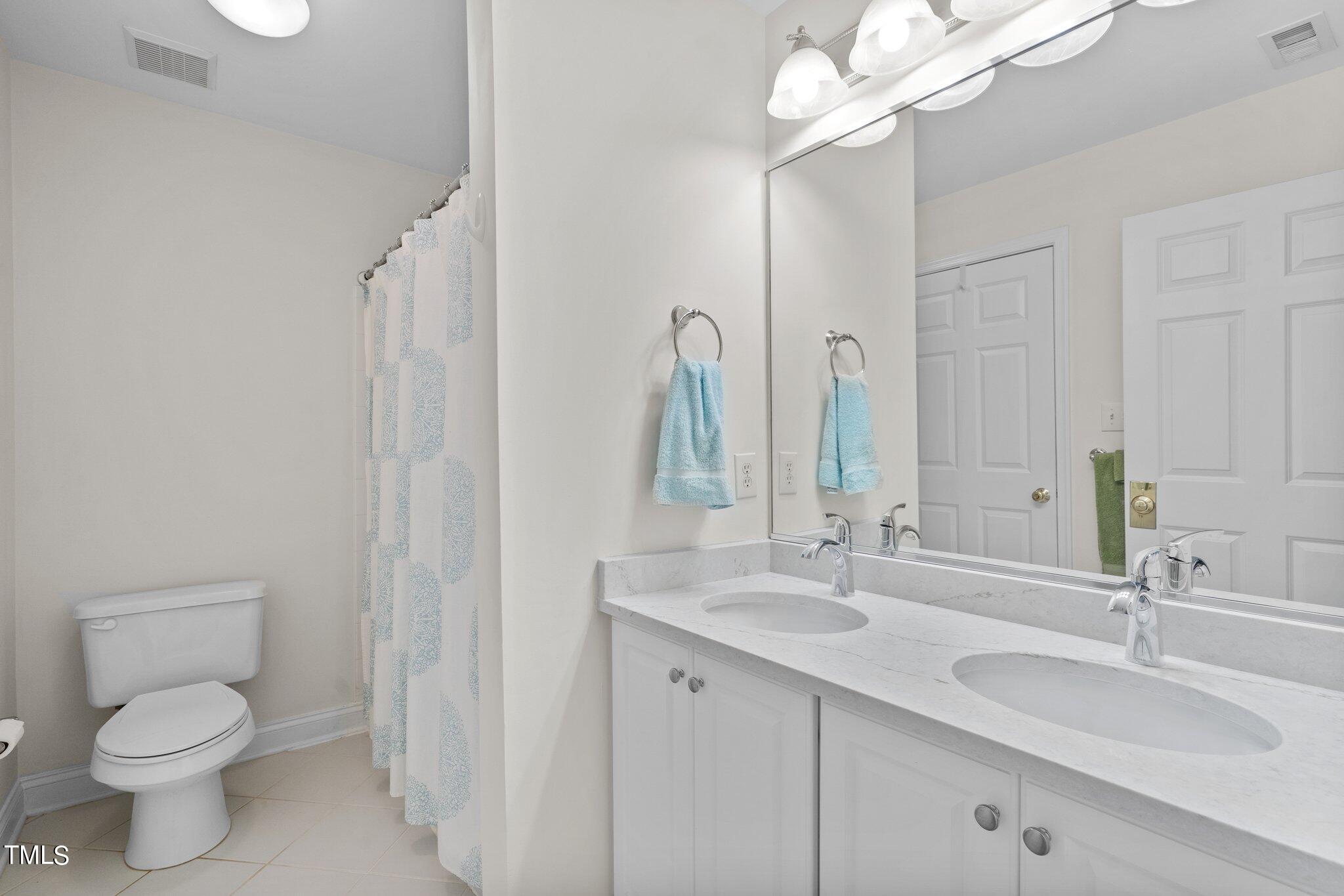 9632 Club Valley Way Raleigh, NC 27617 - Photo 43 of 63 39-web-or-mls-_NFP7353