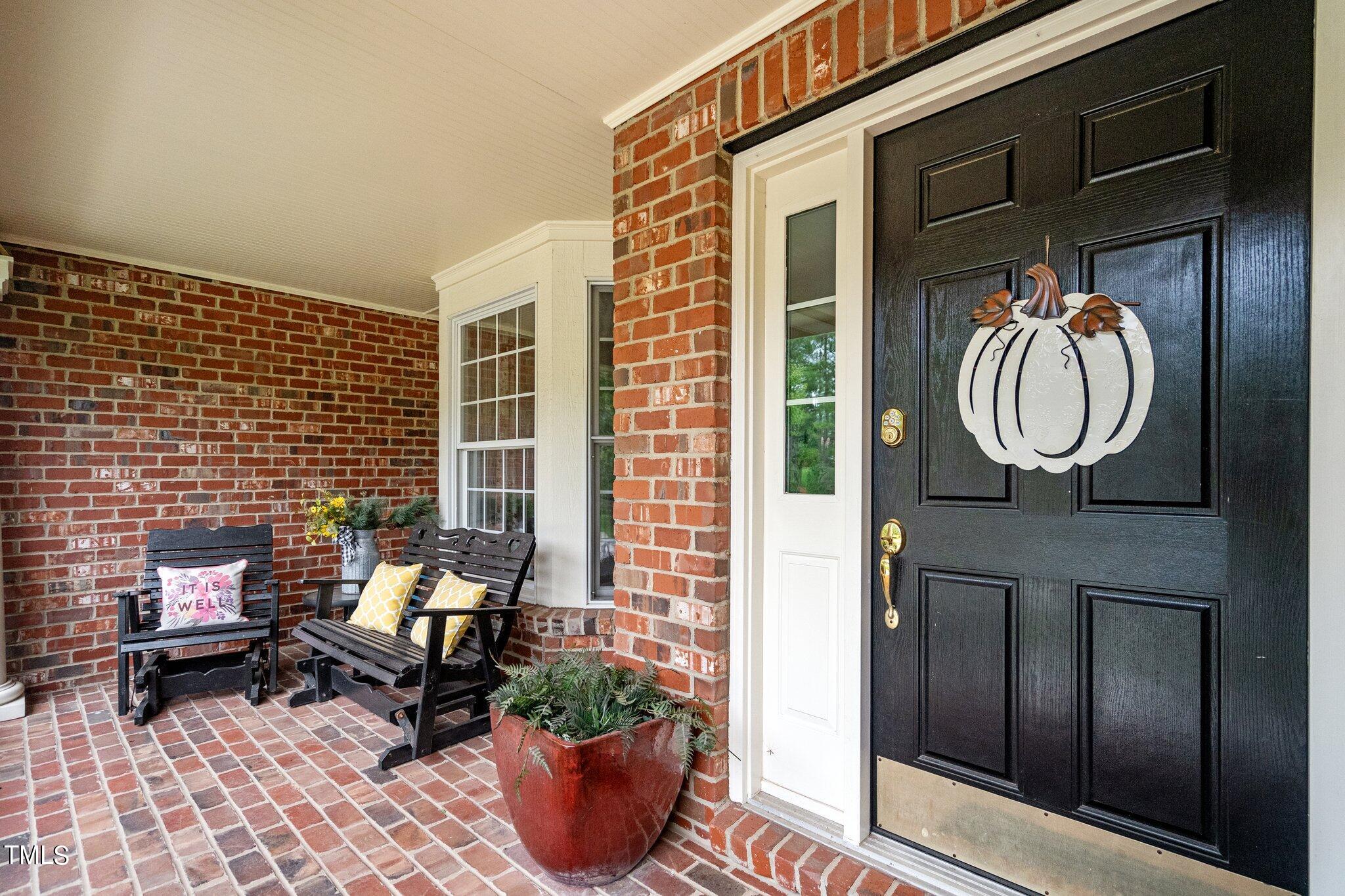 9632 Club Valley Way Raleigh, NC 27617 - Photo 9 of 63 3-web-or-mls-_NFP7256