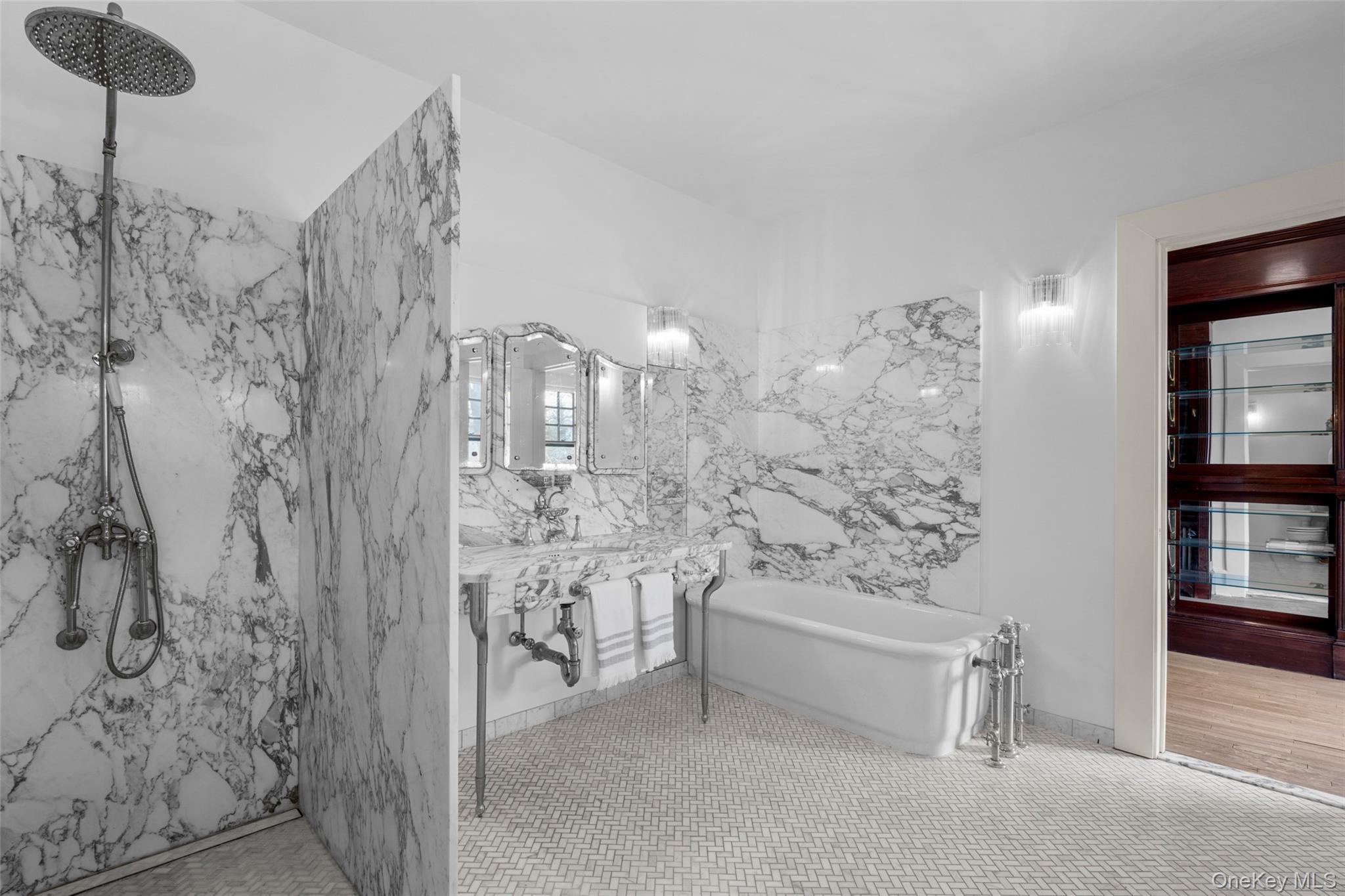 9 Forest Place New Rochelle, NY 10804 - Photo 20 of 47