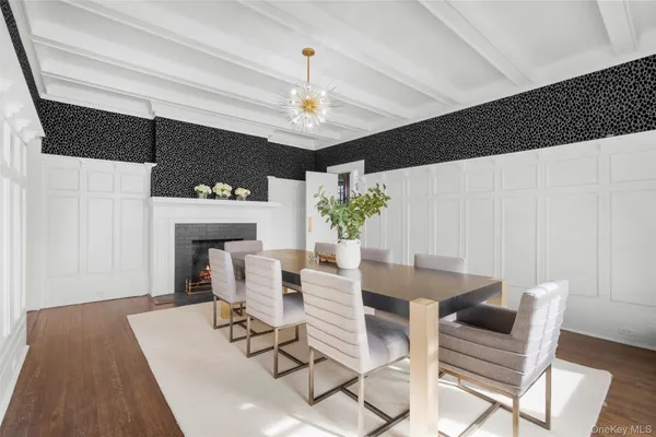 $2,215,000 | 9 Forest Place, New Rochelle, NY 10804