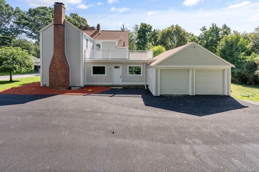 188 Mann Road Scituate, MA 02066 - Photo 4 of 39 Gallery Image 4