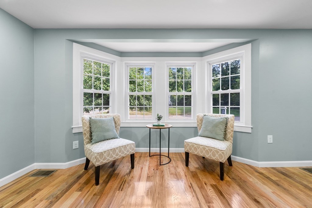 188 Mann Road Scituate, MA 02066 - Photo 8 of 39 Gallery Image 8