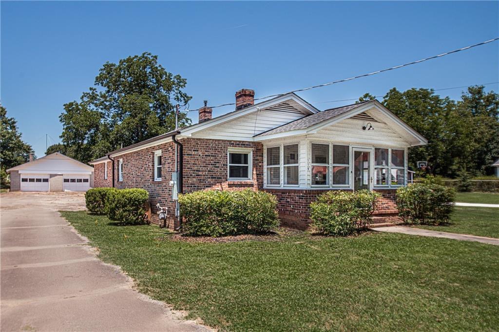 118 Maplecroft Street Liberty, SC 29657 - Photo 1 of 35 Gallery Image 1