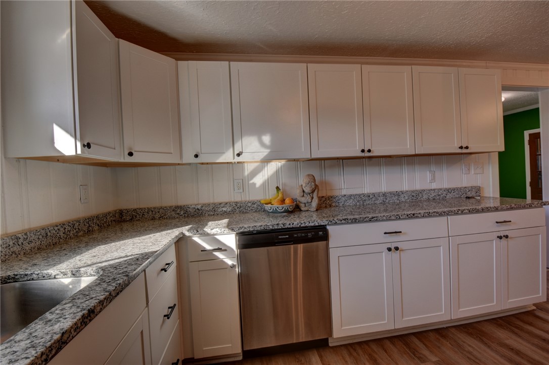 118 Maplecroft Street Liberty, SC 29657 - Photo 11 of 35 Dishwasher